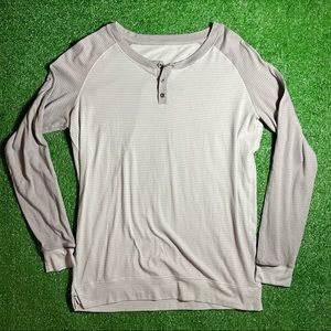 Mens Lululemon 3 button Henley - Slim Medium